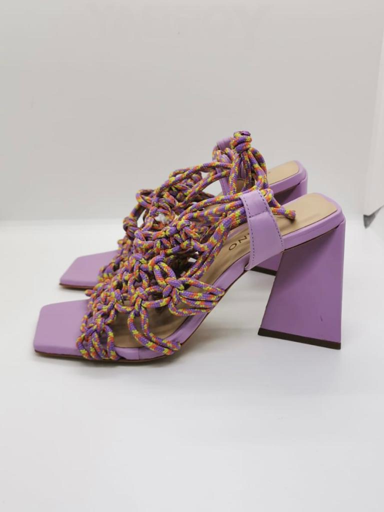 Sandalo intrecciato lilla | Carrano